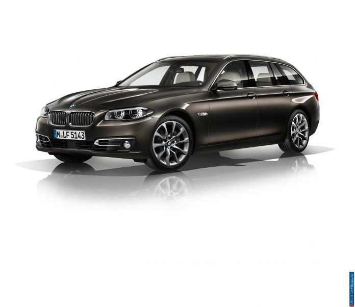 2014 BMW 5-series Touring - фотография 30 из 76