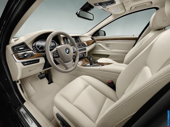 2014 BMW 5-series Touring - фотография 67 из 76 2014 BMW 5-series Touring - фотография 67 из 76