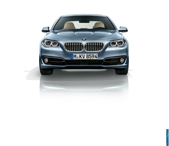 2014 BMW 5-series ActiveHybrid - фотография 5 из 7