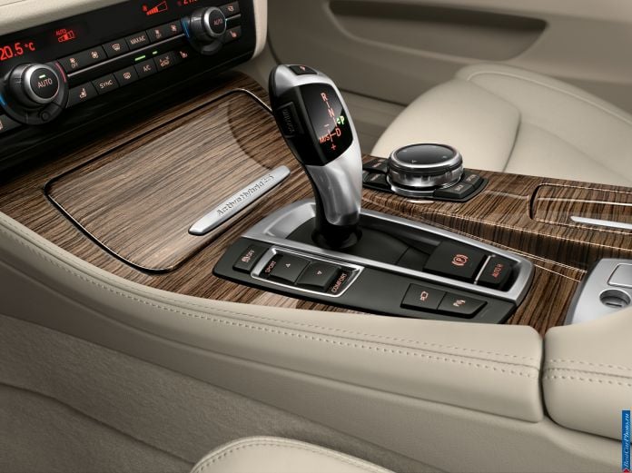 2014 BMW 5-series ActiveHybrid - фотография 7 из 7 2014 BMW 5-series ActiveHybrid - фотография 7 из 7