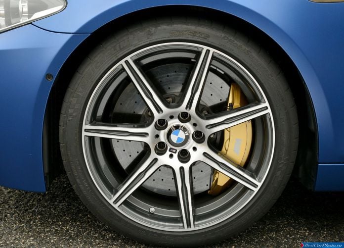 2014 BMW M5 - фотография 52 из 55