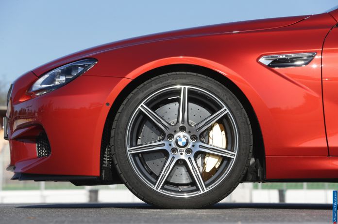 2014 BMW M6 Coupe Competition Package - фотография 8 из 10