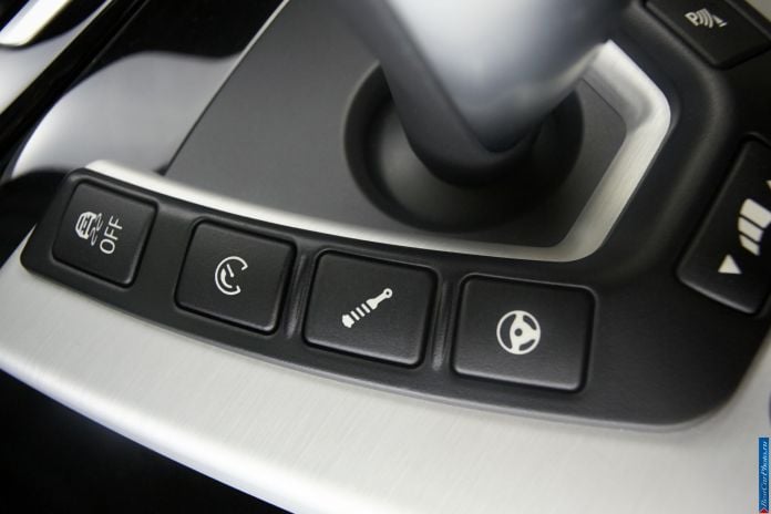 2014 BMW M6 Gran Coupe - фотография 161 из 174