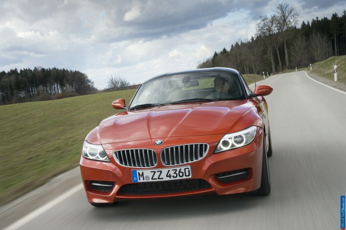 2014 BMW Z4 Roadster1 - фотография 18 из 224 2014 BMW Z4 Roadster1 - фотография 18 из 224