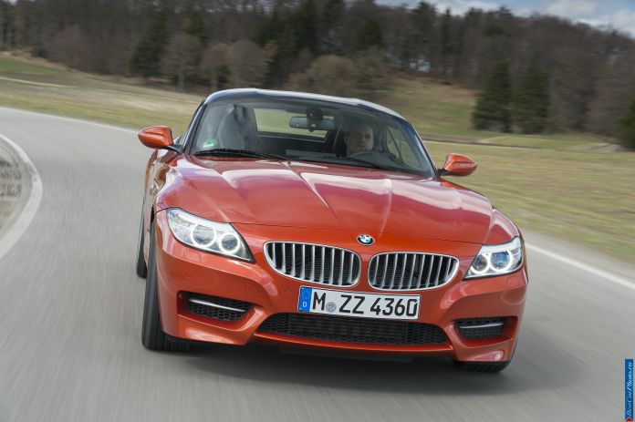2014 BMW Z4 Roadster1 - фотография 23 из 224 2014 BMW Z4 Roadster1 - фотография 23 из 224