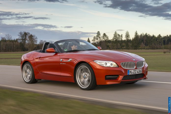 2014 BMW Z4 Roadster1 - фотография 28 из 224 2014 BMW Z4 Roadster1 - фотография 28 из 224