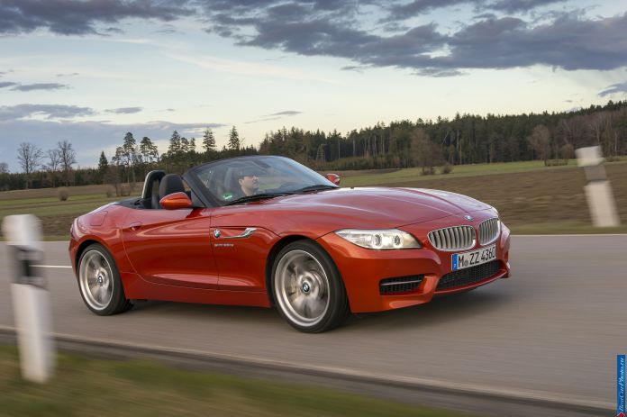 2014 BMW Z4 Roadster1 - фотография 29 из 224 2014 BMW Z4 Roadster1 - фотография 29 из 224