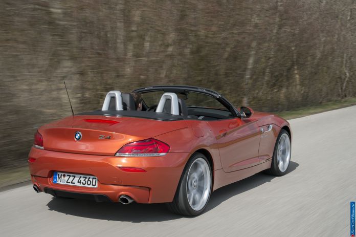 2014 BMW Z4 Roadster1 - фотография 33 из 224 2014 BMW Z4 Roadster1 - фотография 33 из 224