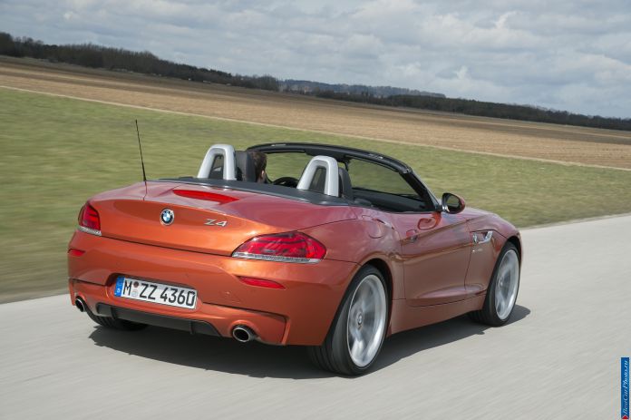 2014 BMW Z4 Roadster1 - фотография 35 из 224