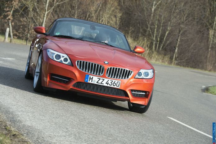 2014 BMW Z4 Roadster1 - фотография 39 из 224 2014 BMW Z4 Roadster1 - фотография 39 из 224