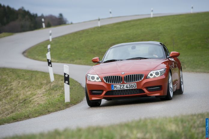 2014 BMW Z4 Roadster1 - фотография 43 из 224