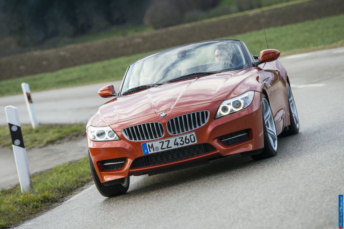 2014 BMW Z4 Roadster1 - фотография 48 из 224 2014 BMW Z4 Roadster1 - фотография 48 из 224