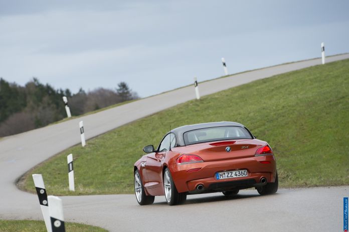 2014 BMW Z4 Roadster1 - фотография 51 из 224 2014 BMW Z4 Roadster1 - фотография 51 из 224