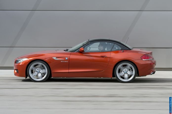 2014 BMW Z4 Roadster1 - фотография 57 из 224 2014 BMW Z4 Roadster1 - фотография 57 из 224