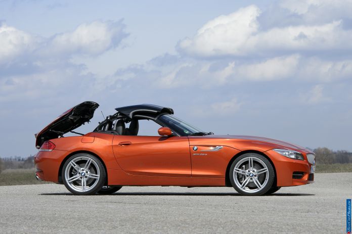2014 BMW Z4 Roadster1 - фотография 78 из 224 2014 BMW Z4 Roadster1 - фотография 78 из 224
