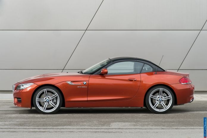 2014 BMW Z4 Roadster1 - фотография 99 из 224 2014 BMW Z4 Roadster1 - фотография 99 из 224