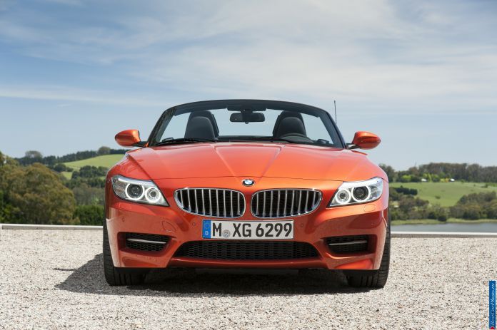 2014 BMW Z4 Roadster1 - фотография 127 из 224 2014 BMW Z4 Roadster1 - фотография 127 из 224