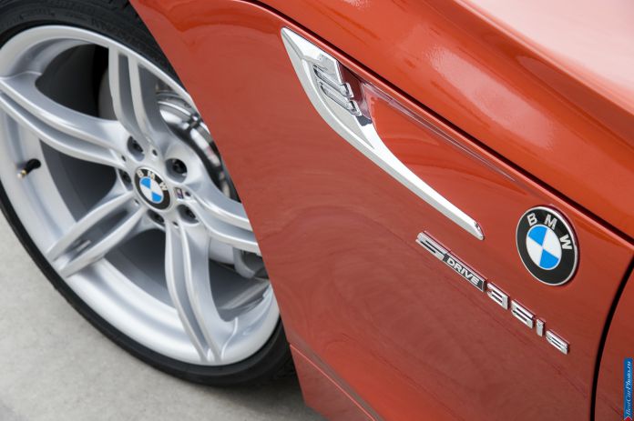 2014 BMW Z4 Roadster1 - фотография 168 из 224 2014 BMW Z4 Roadster1 - фотография 168 из 224
