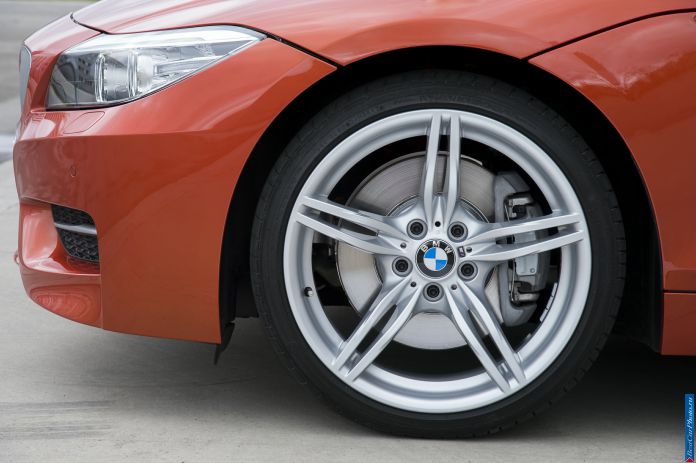 2014 BMW Z4 Roadster1 - фотография 169 из 224 2014 BMW Z4 Roadster1 - фотография 169 из 224