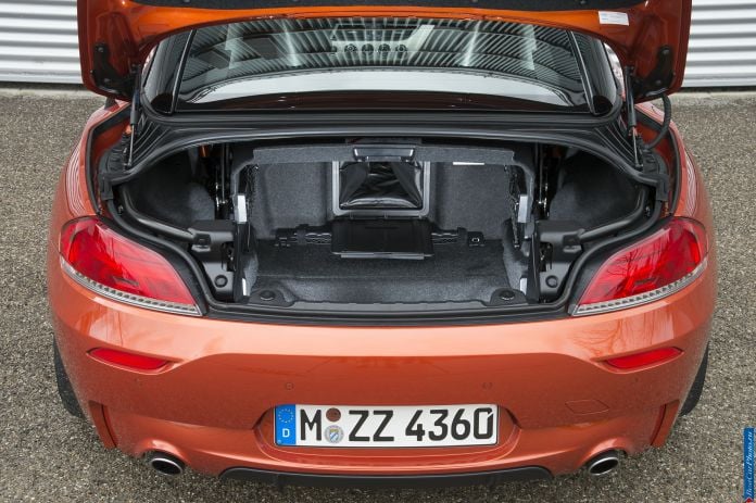 2014 BMW Z4 Roadster1 - фотография 192 из 224 2014 BMW Z4 Roadster1 - фотография 192 из 224