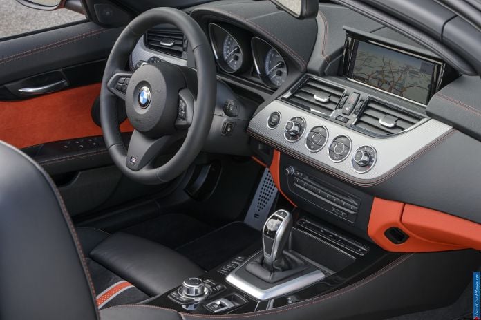 2014 BMW Z4 Roadster1 - фотография 211 из 224 2014 BMW Z4 Roadster1 - фотография 211 из 224