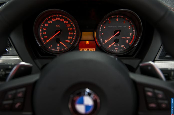 2014 BMW Z4 Roadster1 - фотография 216 из 224 2014 BMW Z4 Roadster1 - фотография 216 из 224