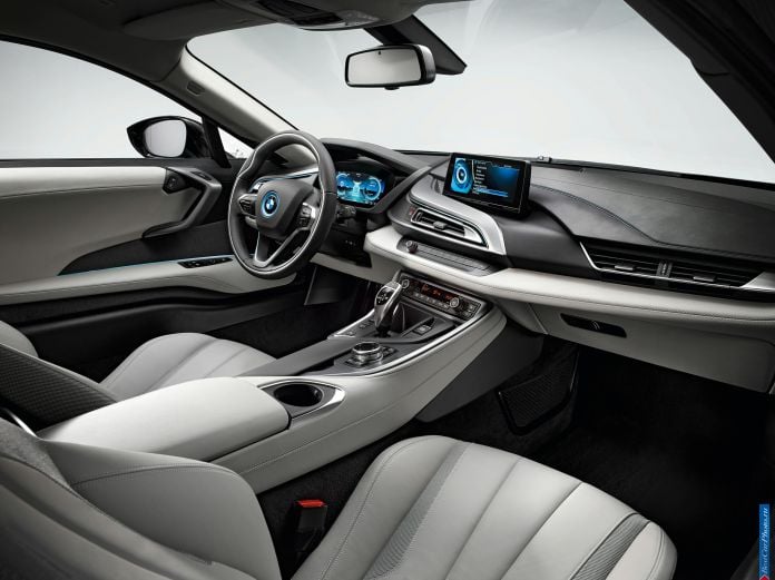 2014 BMW i8 - фотография 31 из 49