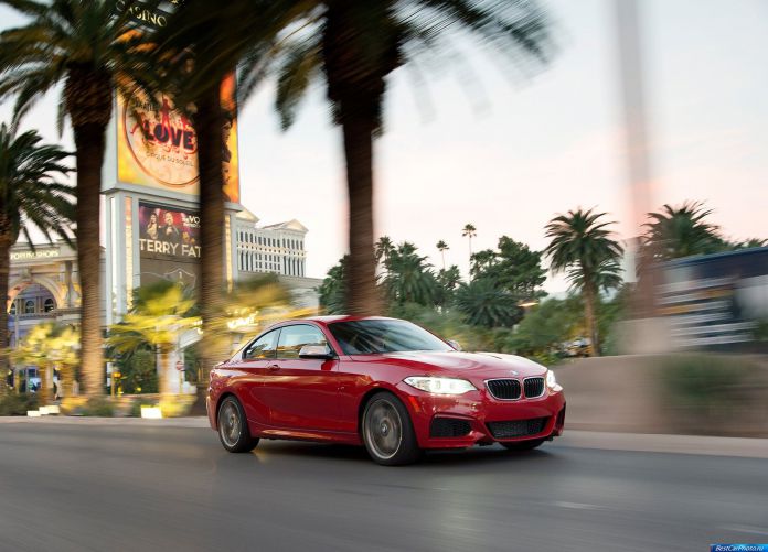2014 BMW M235i Coupe - фотография 28 из 98 2014 BMW M235i Coupe - фотография 28 из 98