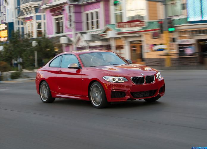 2014 BMW M235i Coupe - фотография 30 из 98 2014 BMW M235i Coupe - фотография 30 из 98