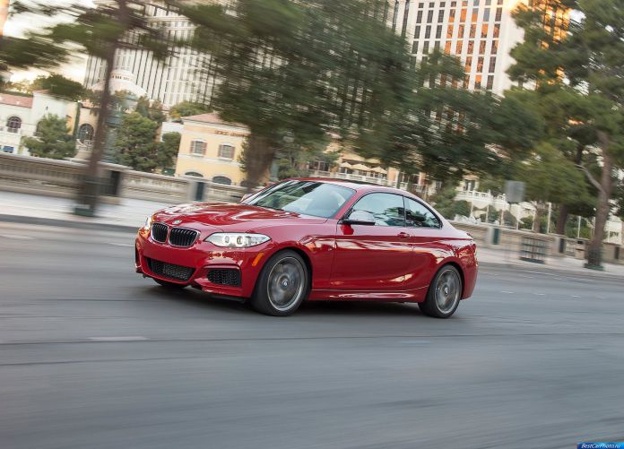 2014 BMW M235i Coupe - фотография 42 из 98