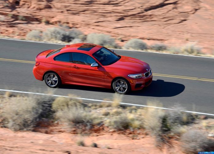 2014 BMW M235i Coupe - фотография 50 из 98 2014 BMW M235i Coupe - фотография 50 из 98