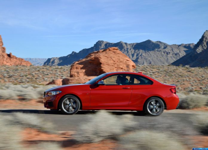 2014 BMW M235i Coupe - фотография 59 из 98 2014 BMW M235i Coupe - фотография 59 из 98