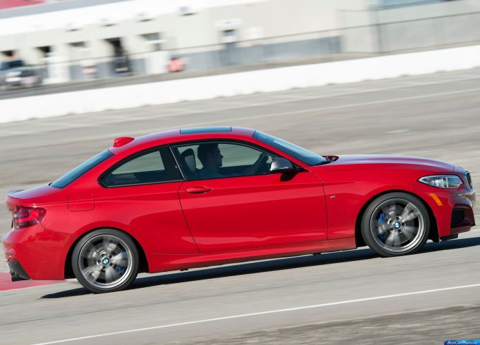2014 BMW M235i Coupe - фотография 64 из 98 2014 BMW M235i Coupe - фотография 64 из 98