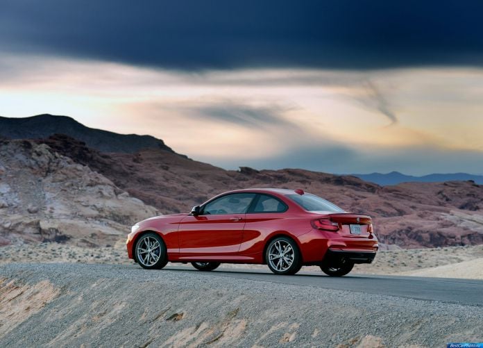 2014 BMW M235i Coupe - фотография 70 из 98 2014 BMW M235i Coupe - фотография 70 из 98
