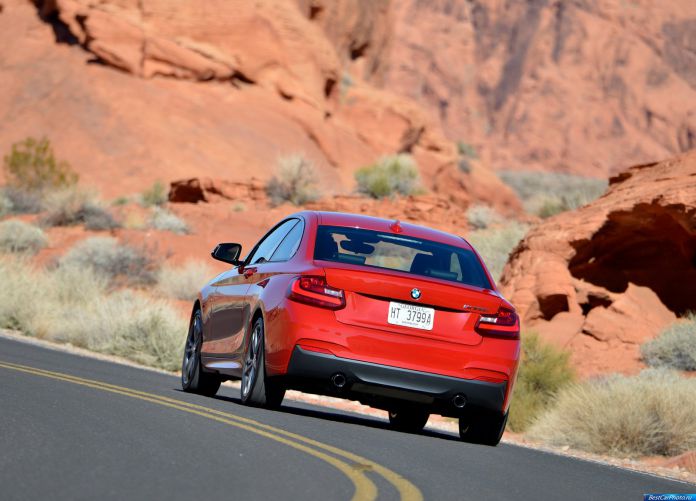 2014 BMW M235i Coupe - фотография 82 из 98 2014 BMW M235i Coupe - фотография 82 из 98