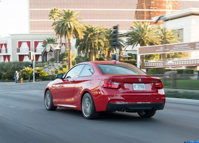2014 BMW M235i Coupe - фотография 89 из 98
