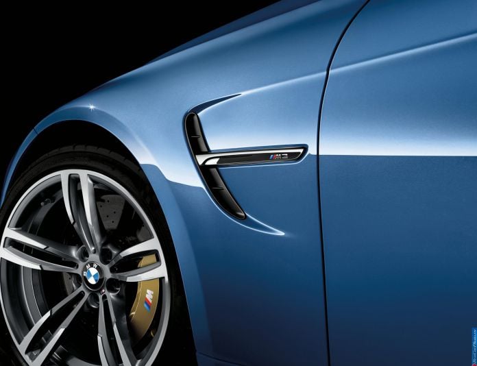 2014 BMW M3 Sedan - фотография 16 из 18 2014 BMW M3 Sedan - фотография 16 из 18