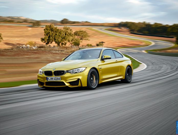 2014 BMW M4 Coupe - фотография 5 из 25 2014 BMW M4 Coupe - фотография 5 из 25