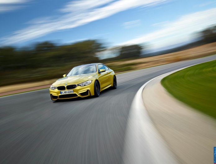 2014 BMW M4 Coupe - фотография 8 из 25