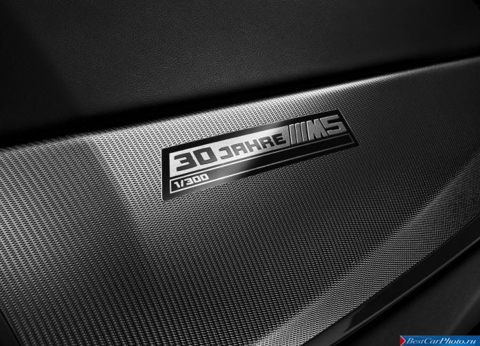 2014 BMW M5 30 Jahre M5 - фотография 7 из 11 2014 BMW M5 30 Jahre M5 - фотография 7 из 11