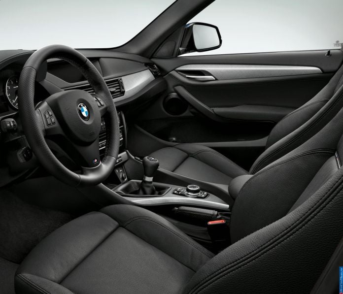 2014 BMW X1 - фотография 13 из 16 2014 BMW X1 - фотография 13 из 16