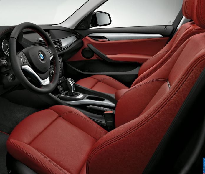 2014 BMW X1 - фотография 14 из 16 2014 BMW X1 - фотография 14 из 16