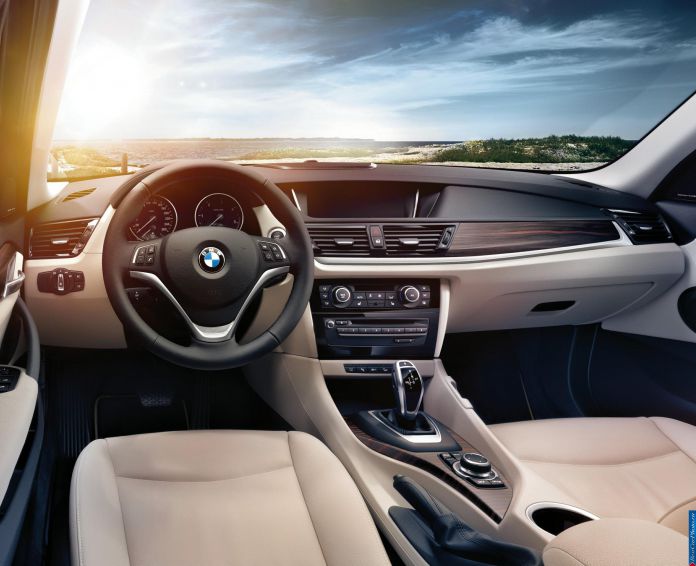 2014 BMW X1 - фотография 15 из 16 2014 BMW X1 - фотография 15 из 16