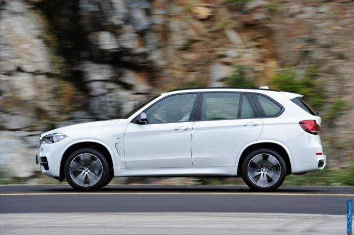 2014 BMW X5 M50d - фотография 8 из 33