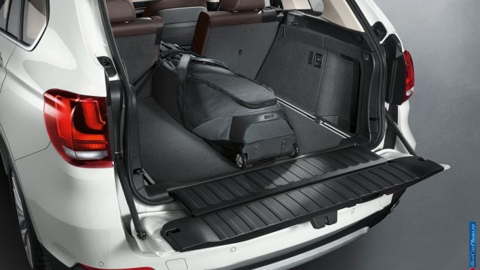 2014 BMW X5 M50d - фотография 17 из 33 2014 BMW X5 M50d - фотография 17 из 33