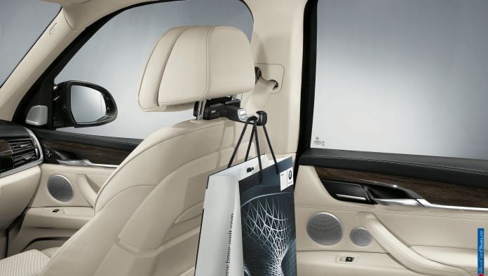 2014 BMW X5 M50d - фотография 25 из 33 2014 BMW X5 M50d - фотография 25 из 33