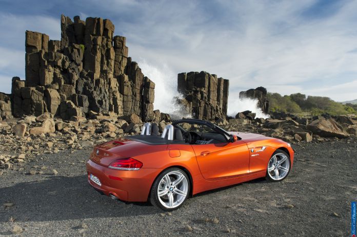 2014 BMW Z4 Roadster - фотография 14 из 84
