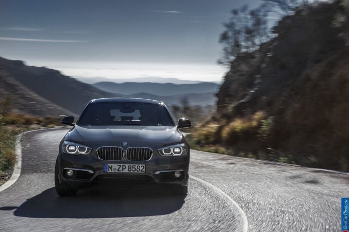 2015 BMW 1-Series 3-door - фотография 9 из 53