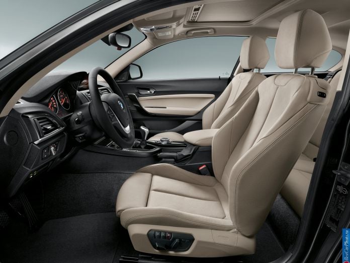 2015 BMW 1-Series 3-door - фотография 44 из 53