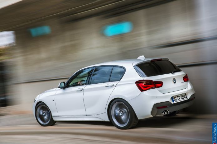 2015 BMW 1-Series M Sport - фотография 27 из 61 2015 BMW 1-Series M Sport - фотография 27 из 61